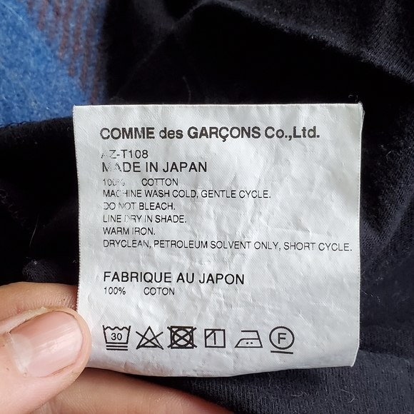 Comme des Garcon T-shirt - Picture 8 of 8